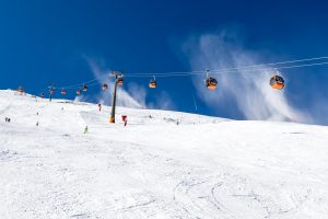 Solskin og snekanoner langs Stubnerkogelbahn // Foto: Troels Kjems