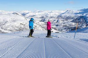 Frostvejr, solskin og nypræparerede pister i Hemsedal // Foto: Troels Kjems
