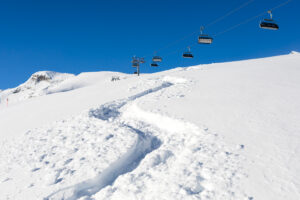 Adgang til pudder direkte fra lifterne // Foto: Troels Kjems